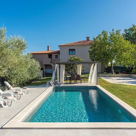 Terre Bianche With Private Pool And Whirlpool Villa Buje Exterior photo