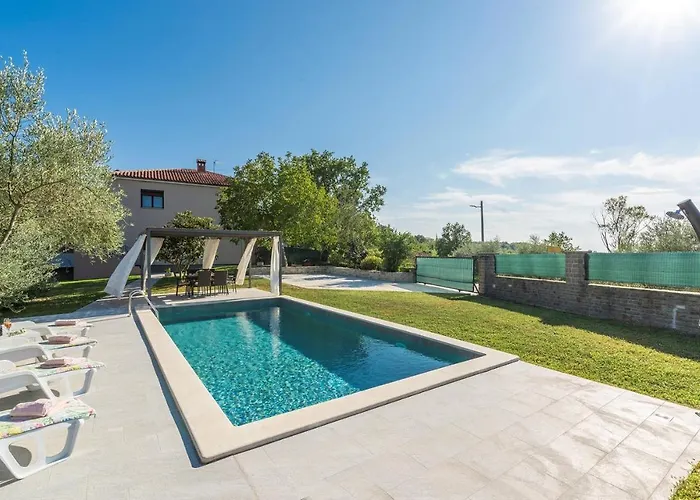 Terre Bianche With Private Pool And Whirlpool
