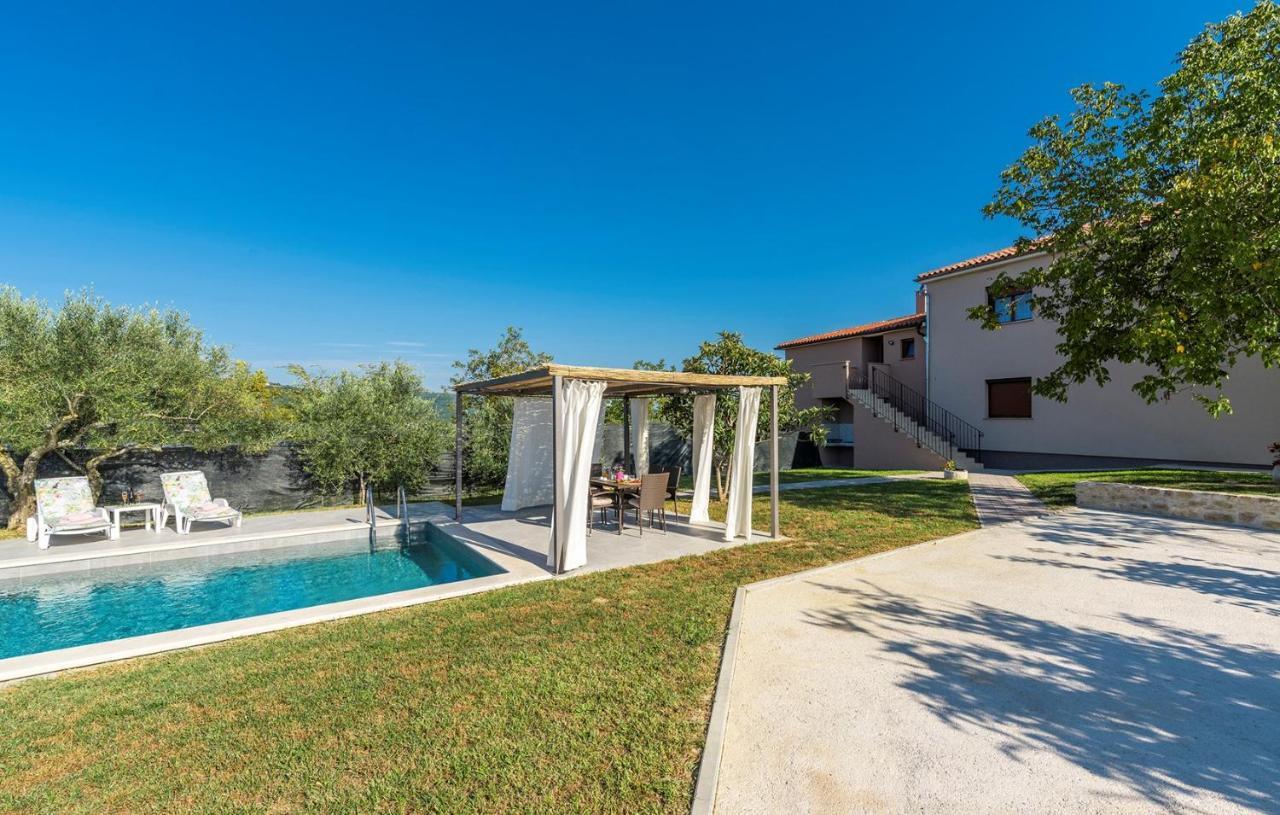 Holiday home Terre Bianche With Private Pool And Whirlpool