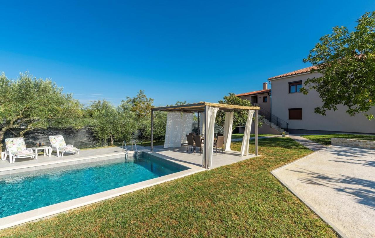 Holiday home Terre Bianche With Private Pool And Whirlpool *