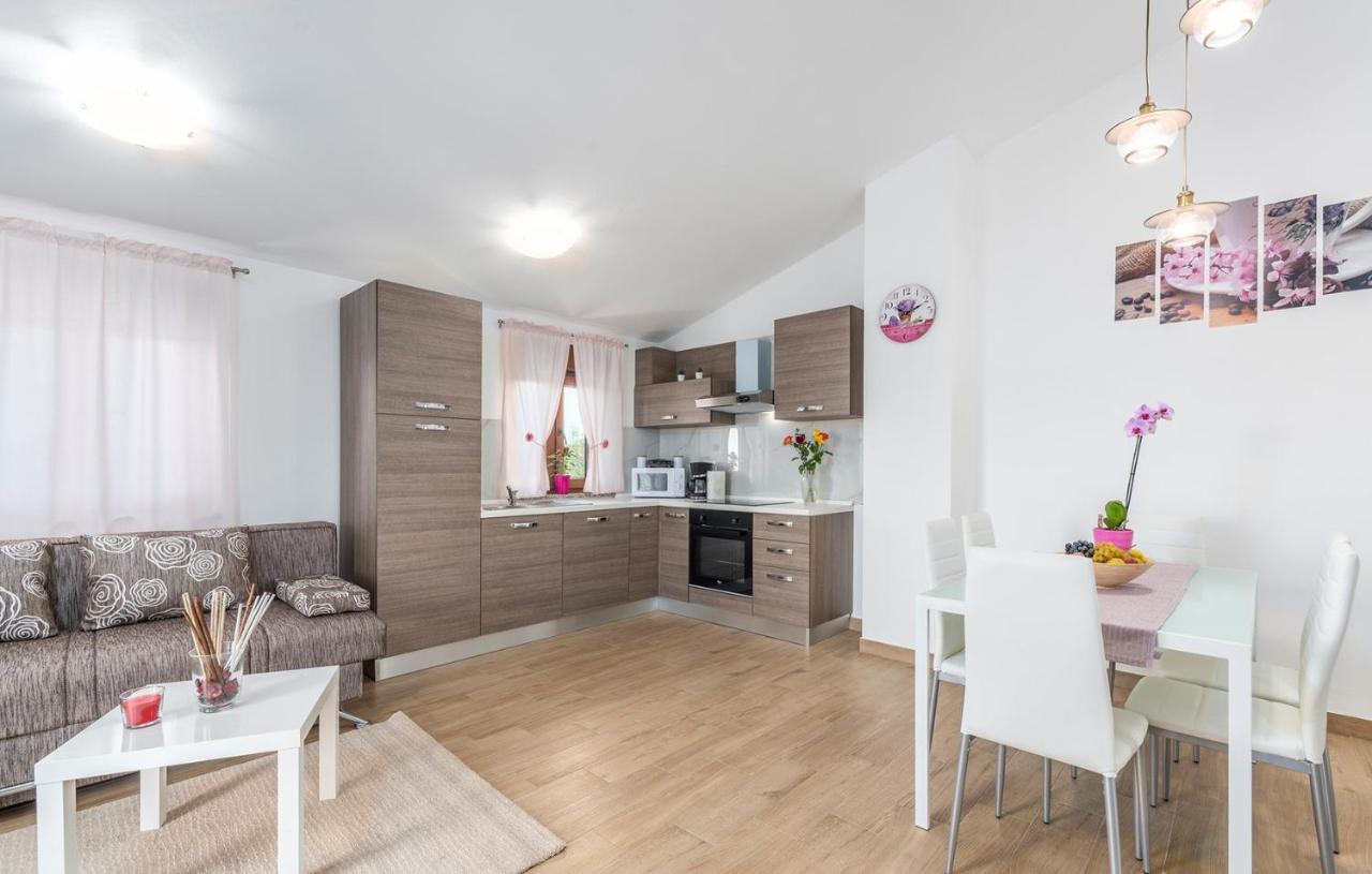 Terre Bianche With Private Pool And Whirlpool Holiday home *