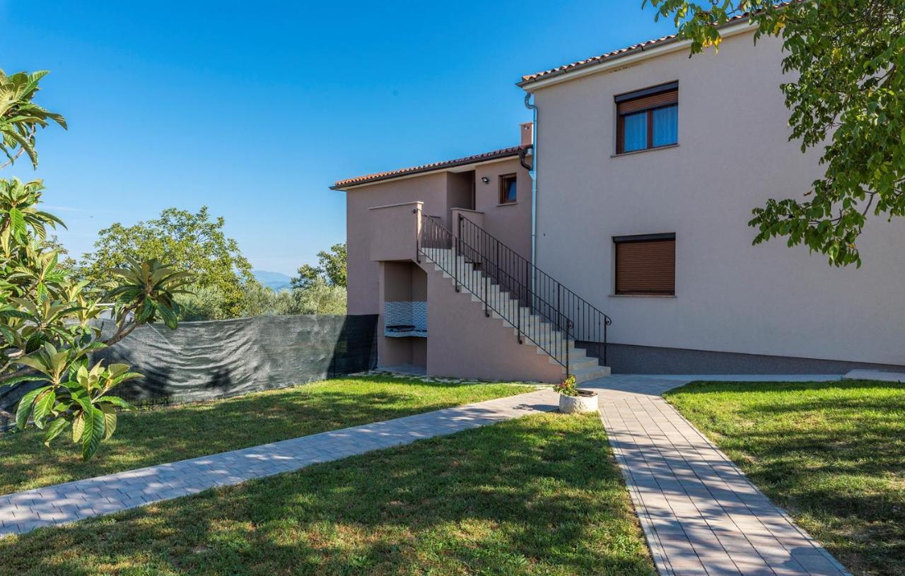 Terre Bianche With Private Pool And Whirlpool Holiday home Buje