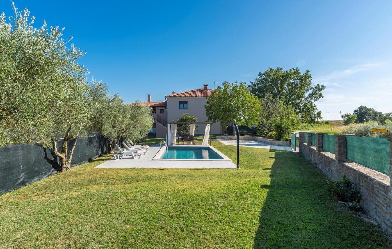 Holiday home Terre Bianche With Private Pool And Whirlpool