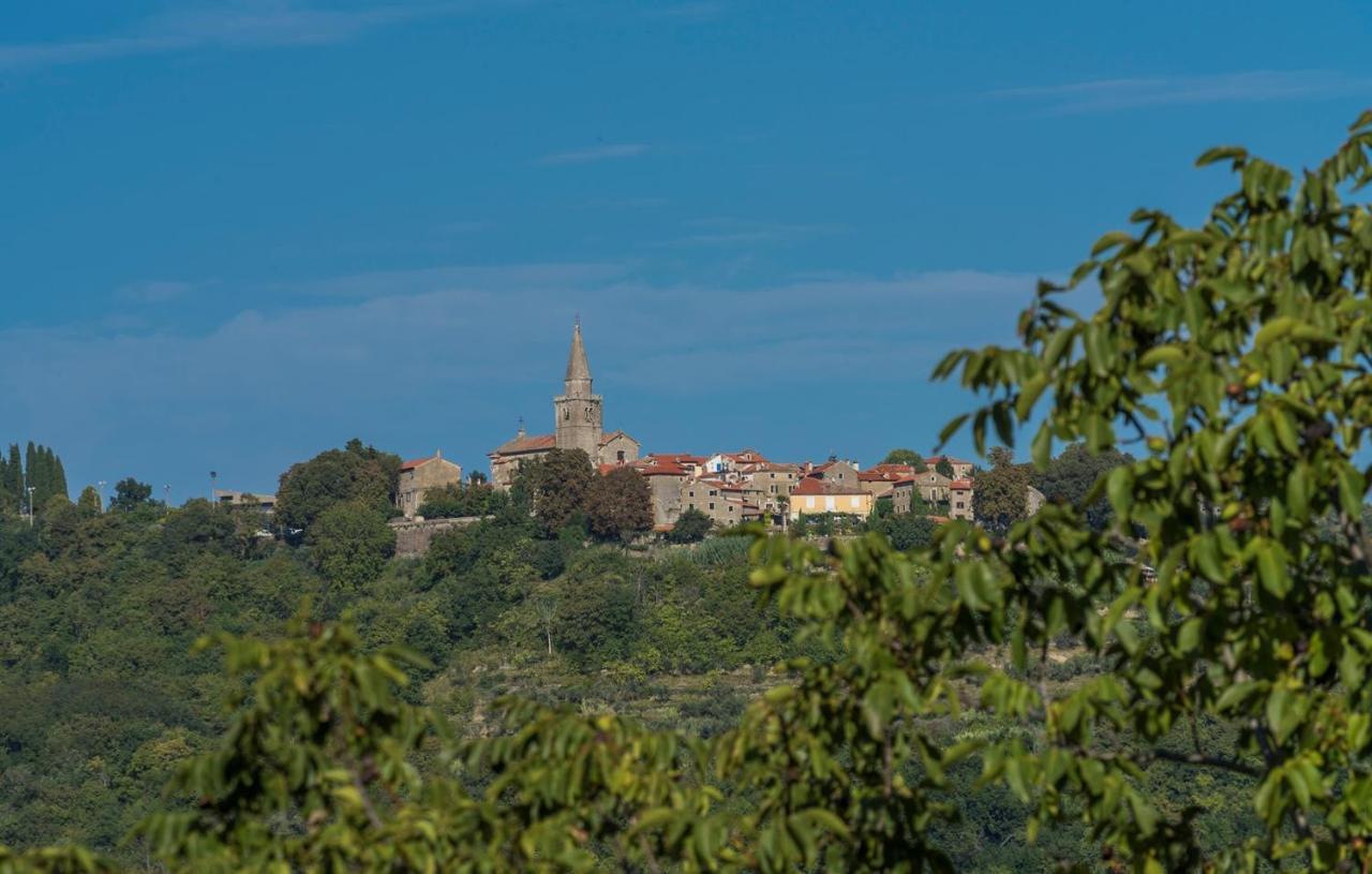 Terre Bianche With Private Pool And Whirlpool Buje