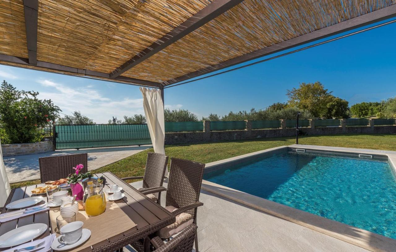 Terre Bianche With Private Pool And Whirlpool Holiday home Buje