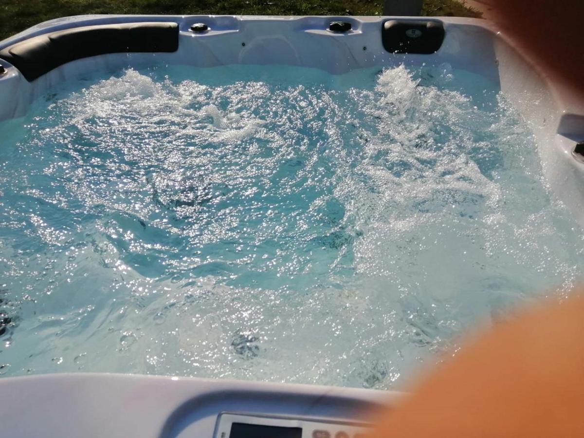 Terre Bianche With Private Pool And Whirlpool * Buje